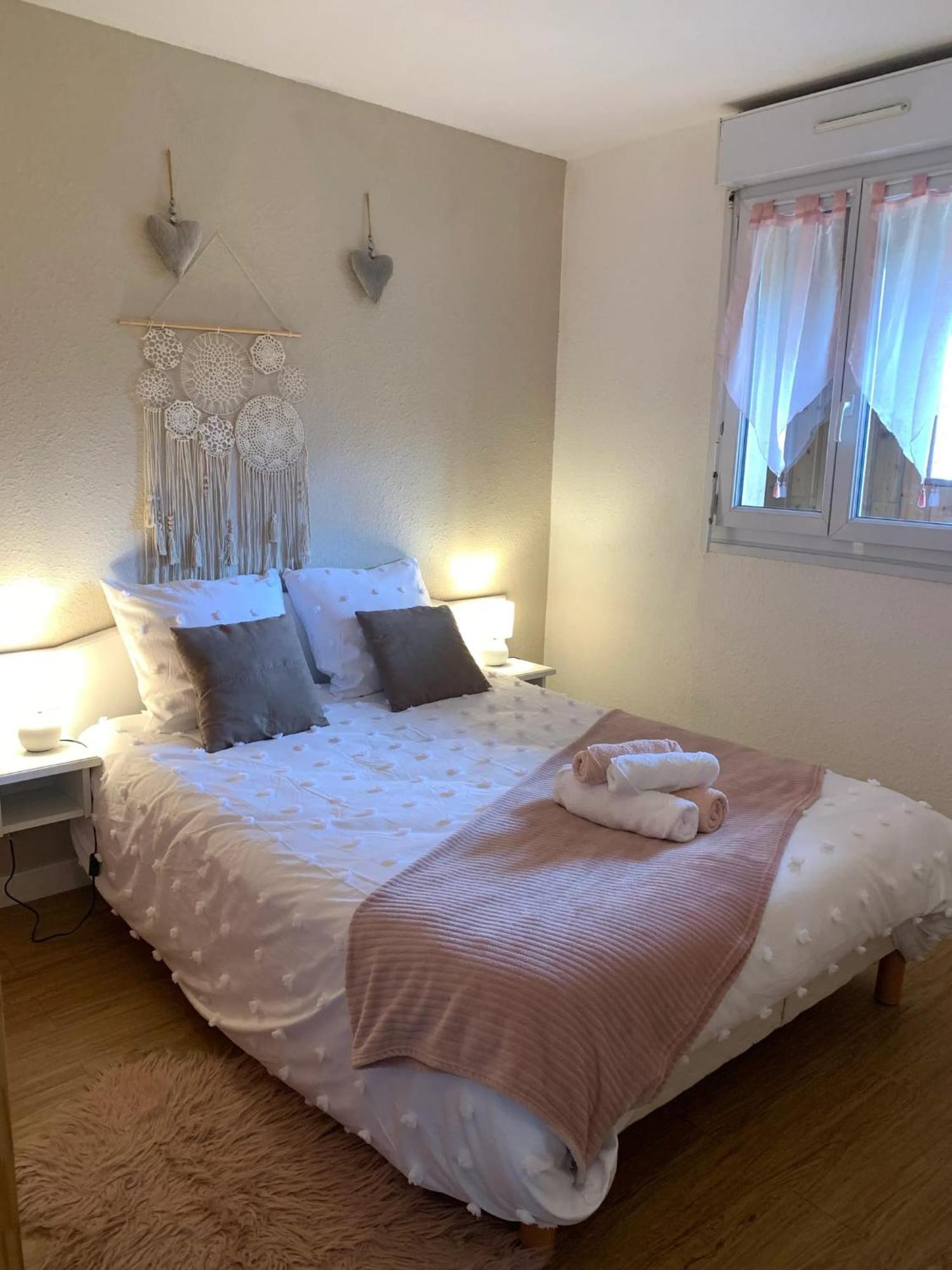 Appartement Charmant A Bagneres De Bigorre 56 M² Avec Balcon מראה חיצוני תמונה